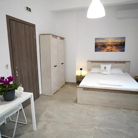 Ξενοδοχείο με διαμερίσματα Asprolux Seaside 3*